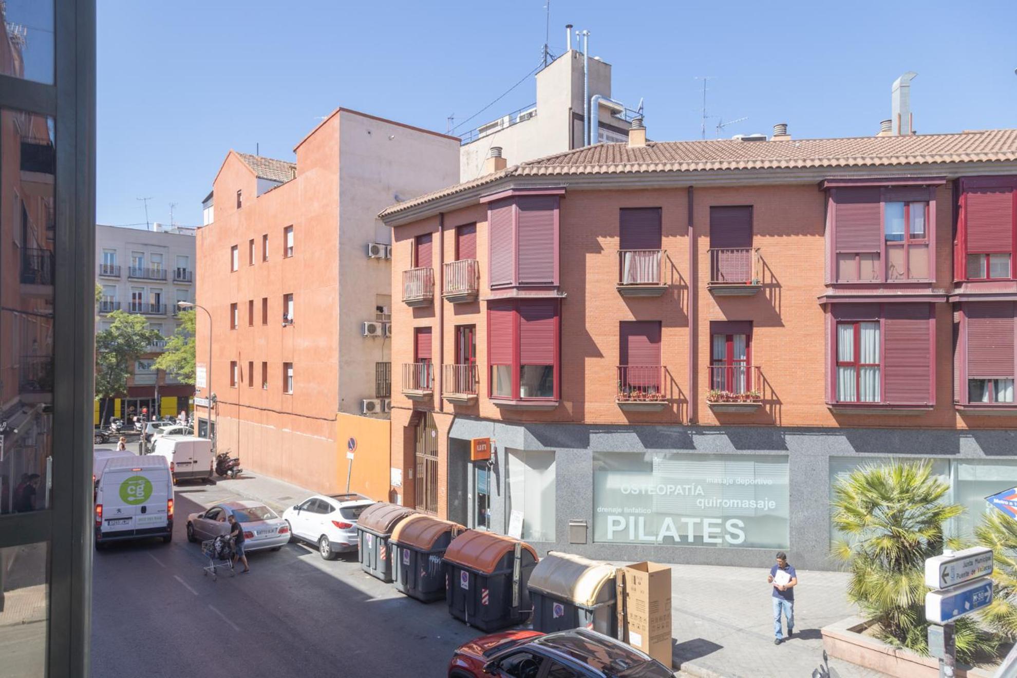 Luminoso Madrid Javalambre Temporal Luaran gambar